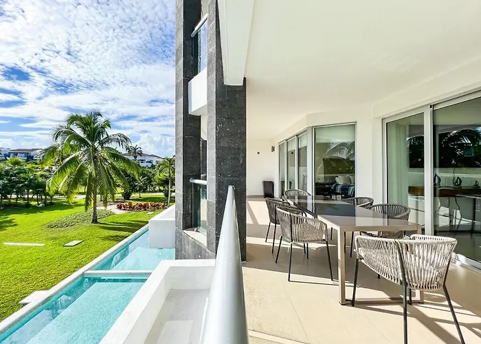 Apartamento With Access To The Beach, Pools And *