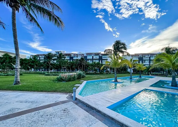 Apartamento With Access To The Beach, Pools And *