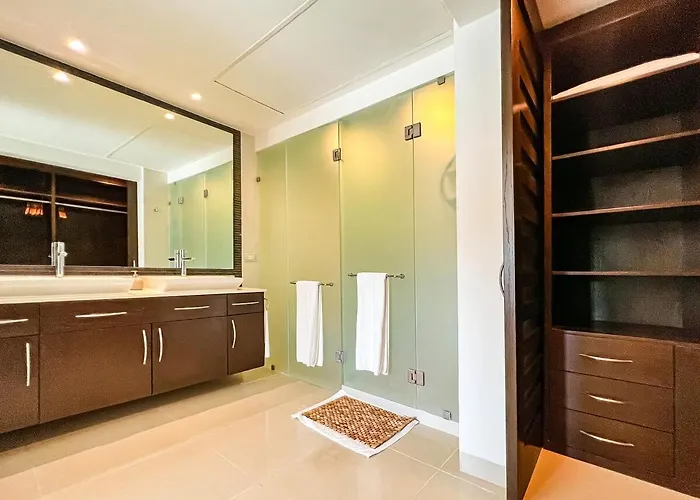 With Access To The Beach, Pools And Apartamento