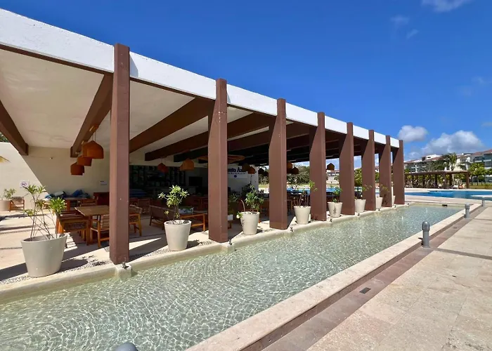 Apartamento With Access To The Beach, Pools And *